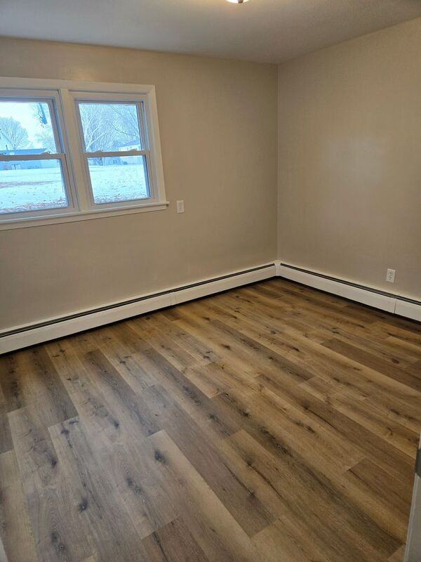 202 Lincoln St #3 - Photo 6 of 11