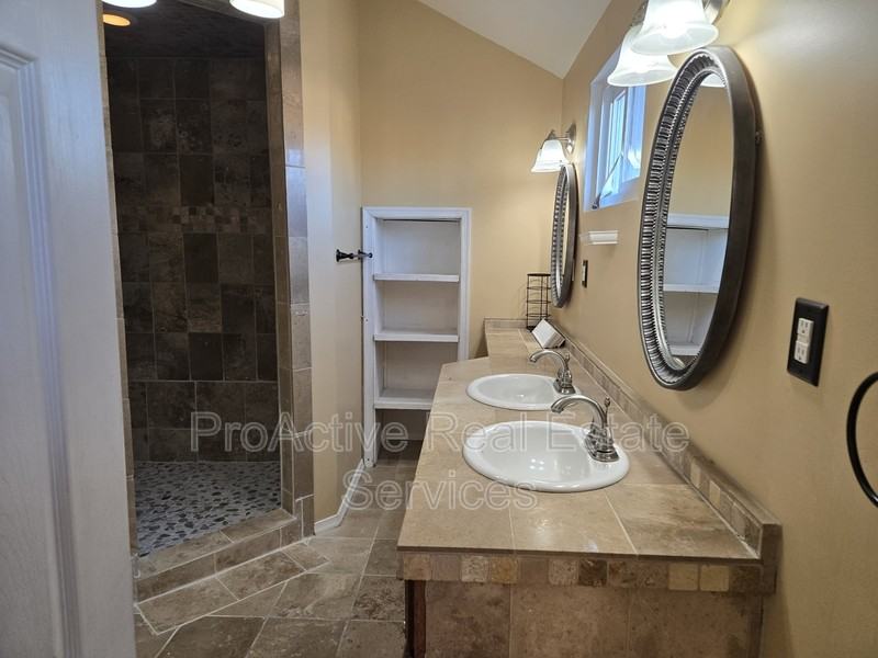 9654 14th View St - Photo 2 of 13