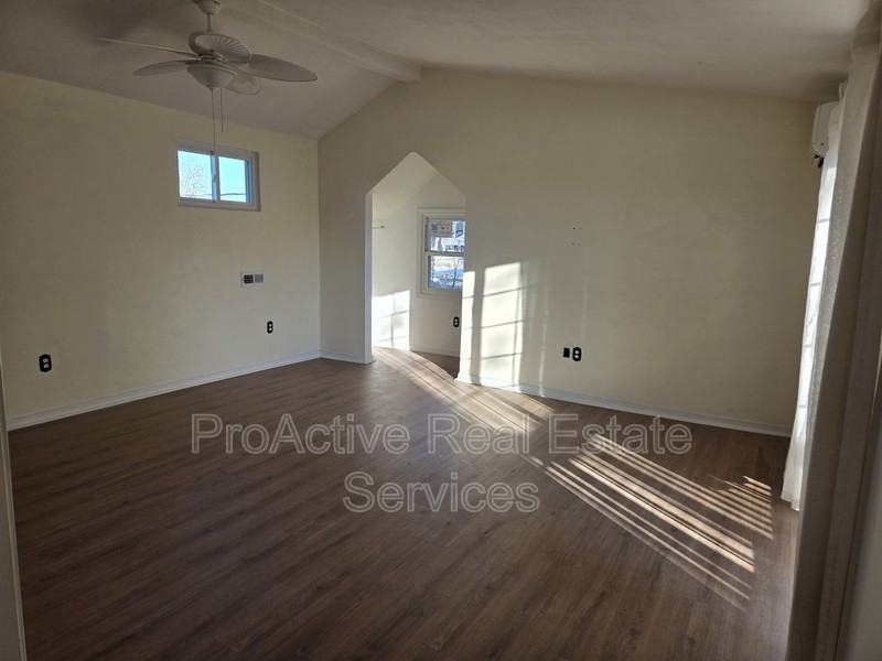 9654 14th View St - Photo 3 of 13