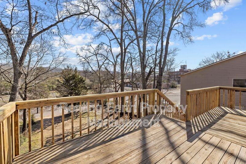 8025 1st Ave S - Photo 7 of 23