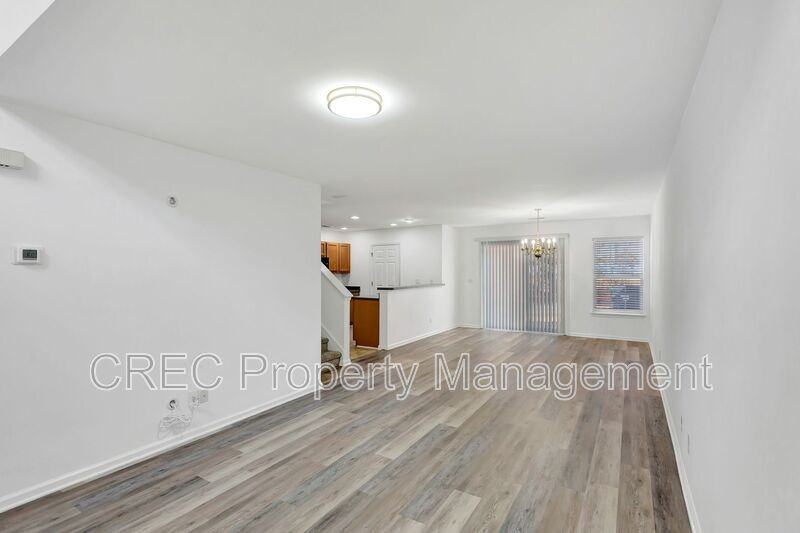 9176 Maple Grove Dr - Photo 4 of 28