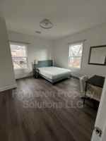 featured image of 2827 E 5th Ave #B