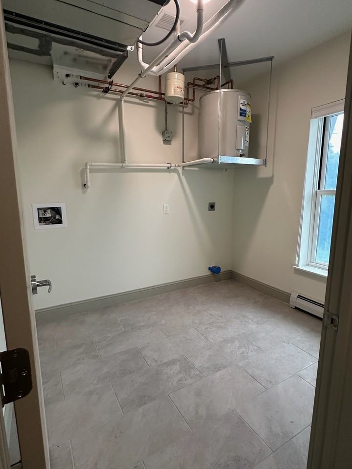 2715 Shelburne Road - Photo 7 of 18