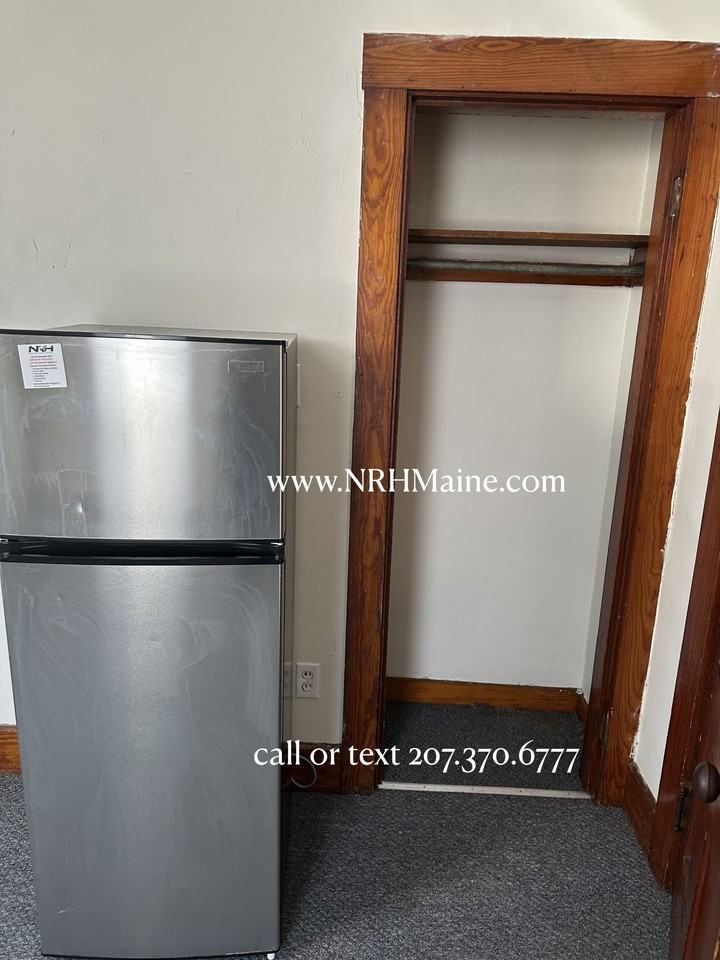 15-19 Hampshire Street, Auburn, ME - Photo 3 of 5