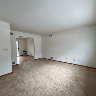 139 N 20th St - Photo 2 of 6