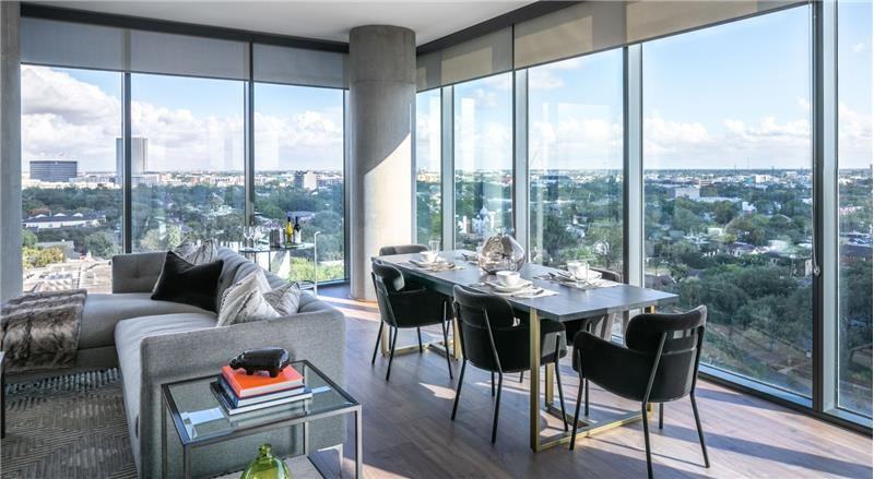 3411 Yoakum Blvd #PH3 - Photo 6 of 50