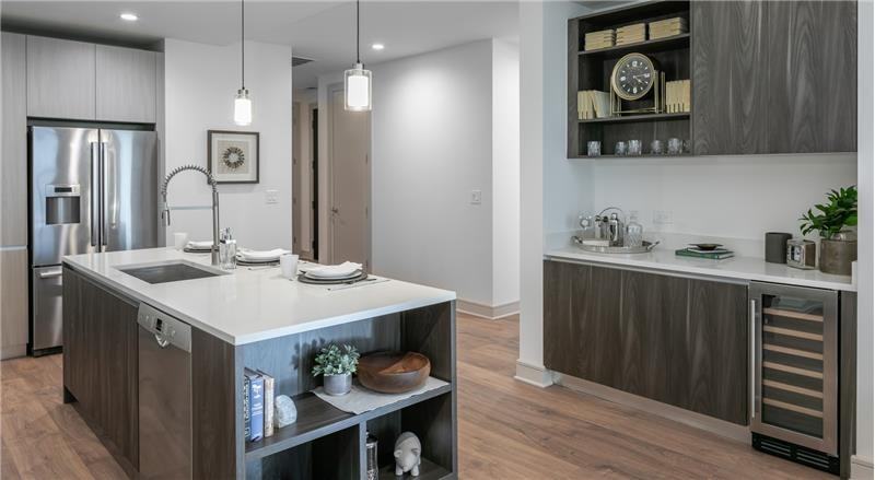 3411 Yoakum Blvd #PH3 - Photo 7 of 50