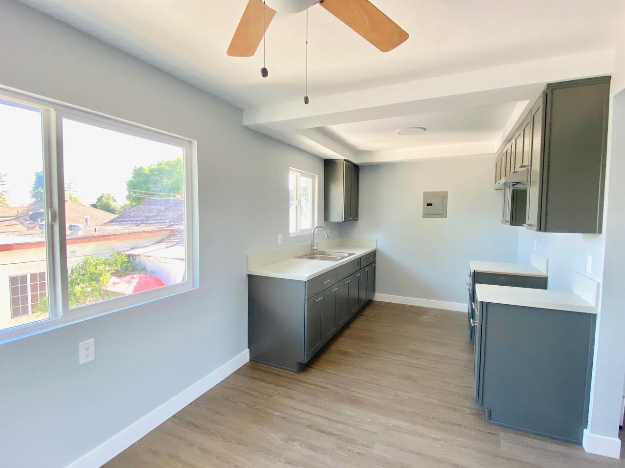 11670 Esther Street - Photo 2 of 22