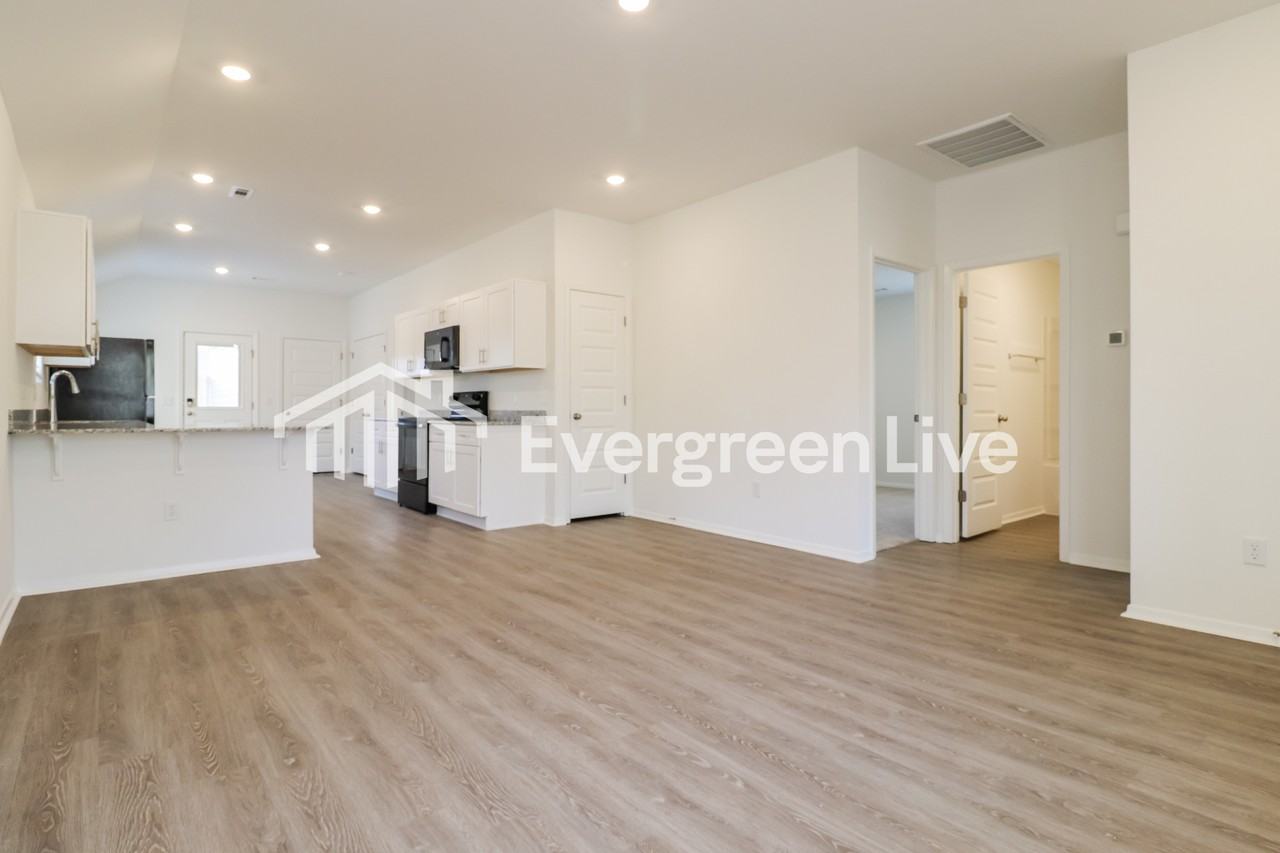 3150 S Bayou Aly - Photo 6 of 15