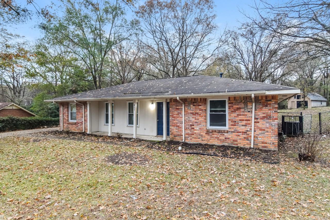 507 Lurene Cir - Photo 3 of 15