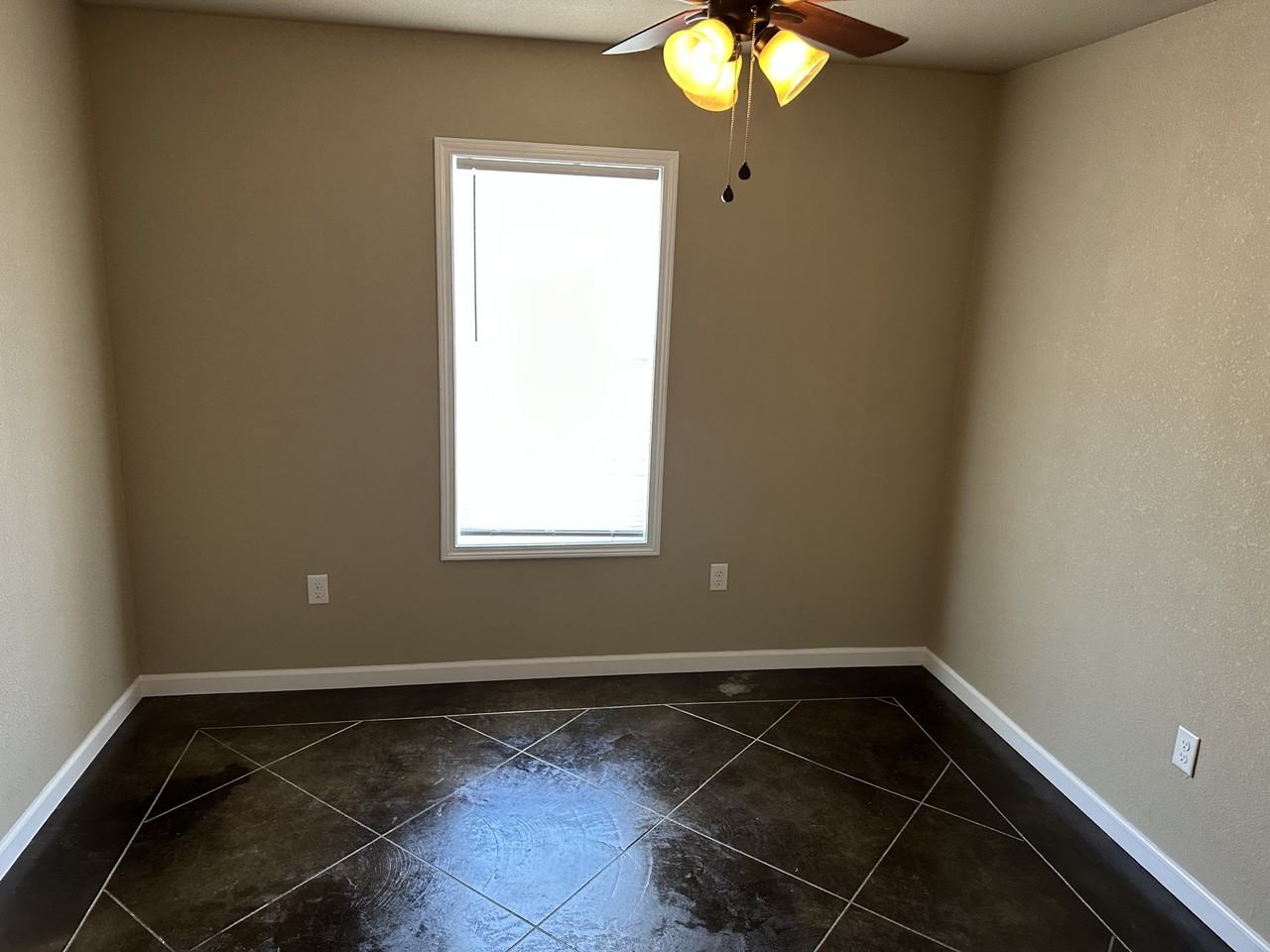 4707 Samantha Avenue - Photo 2 of 8