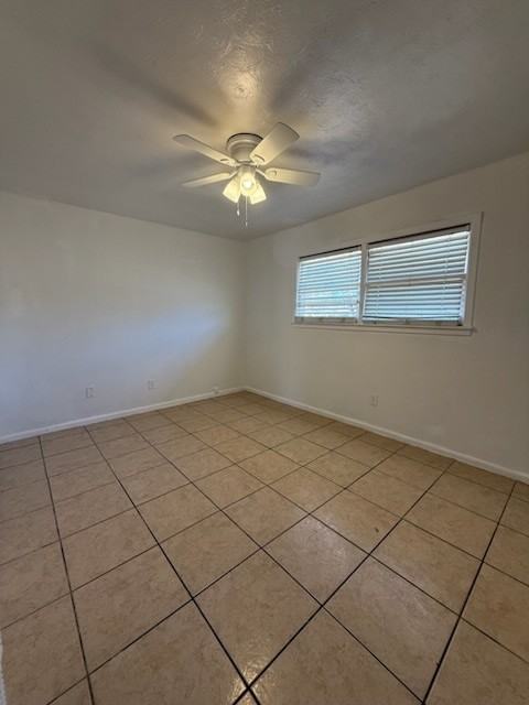 1604 45th Street - Photo 4 of 11