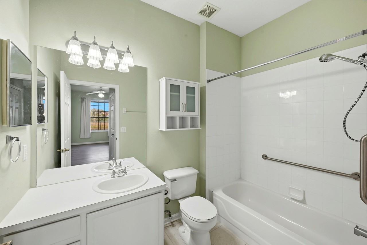 7123 Yacht Basin Avenue - Photo 6 of 20