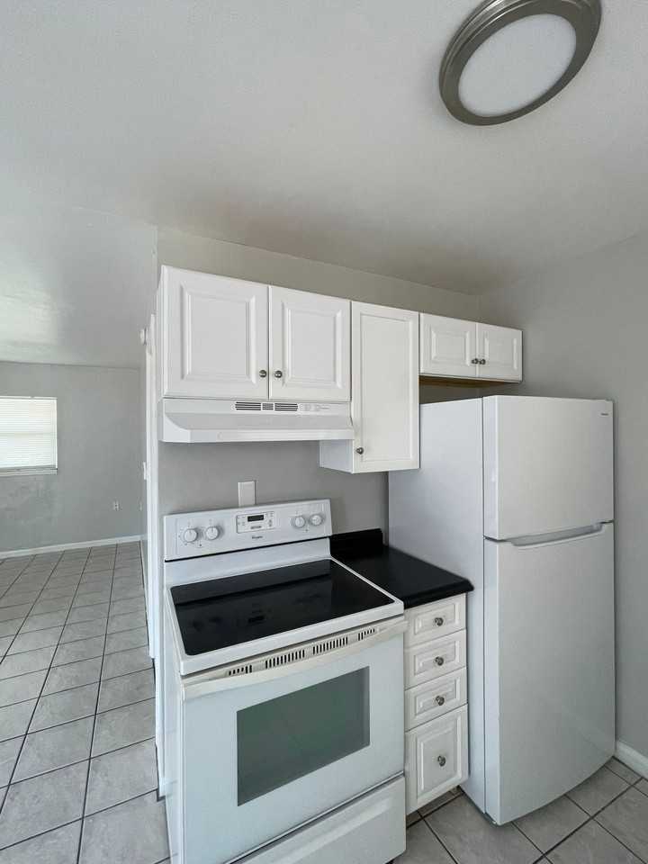 Neptune Drive - Photo 7 of 50