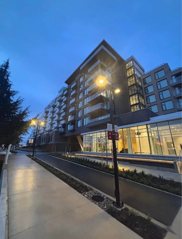 755 Harbourside Drive #415 - Photo 3 of 10