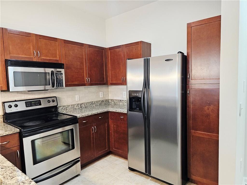 870 Mayson Turner Rd Nw - Photo 6 of 25