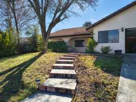 featured image of 1475 Godell St