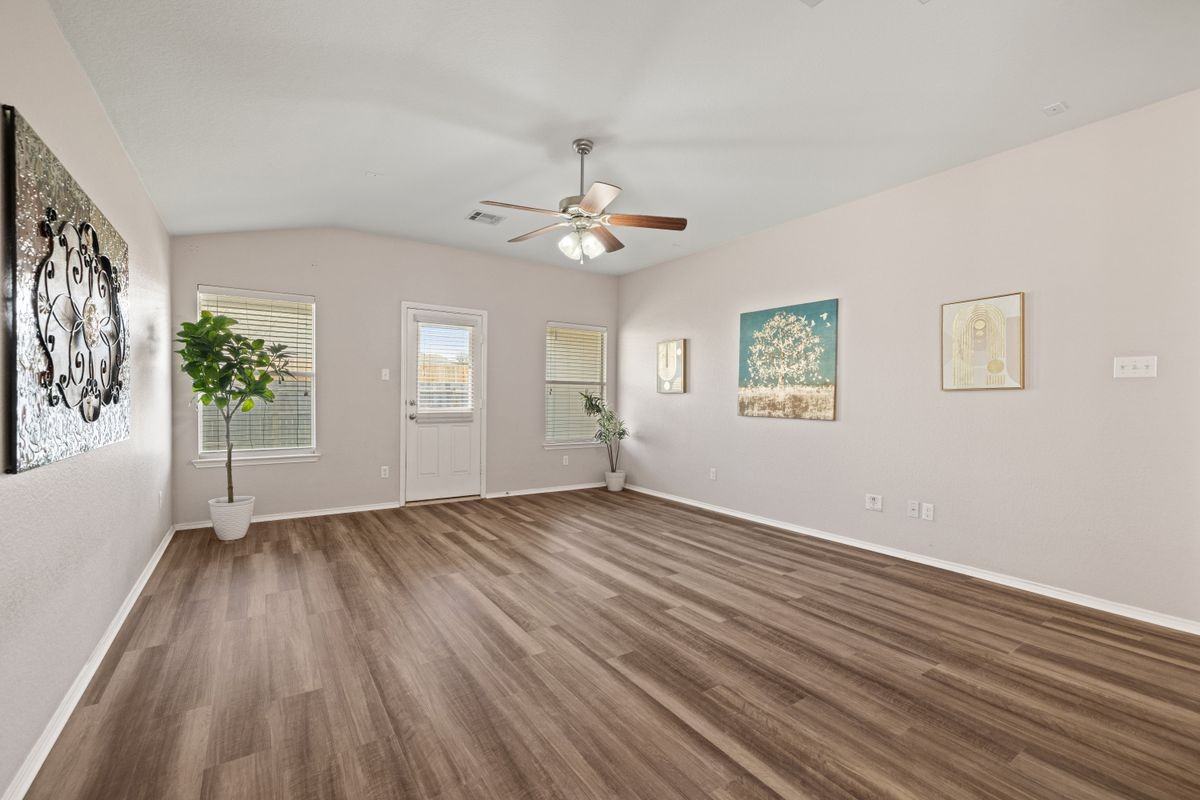 20105 Harrier Flight Trl - Photo 7 of 27