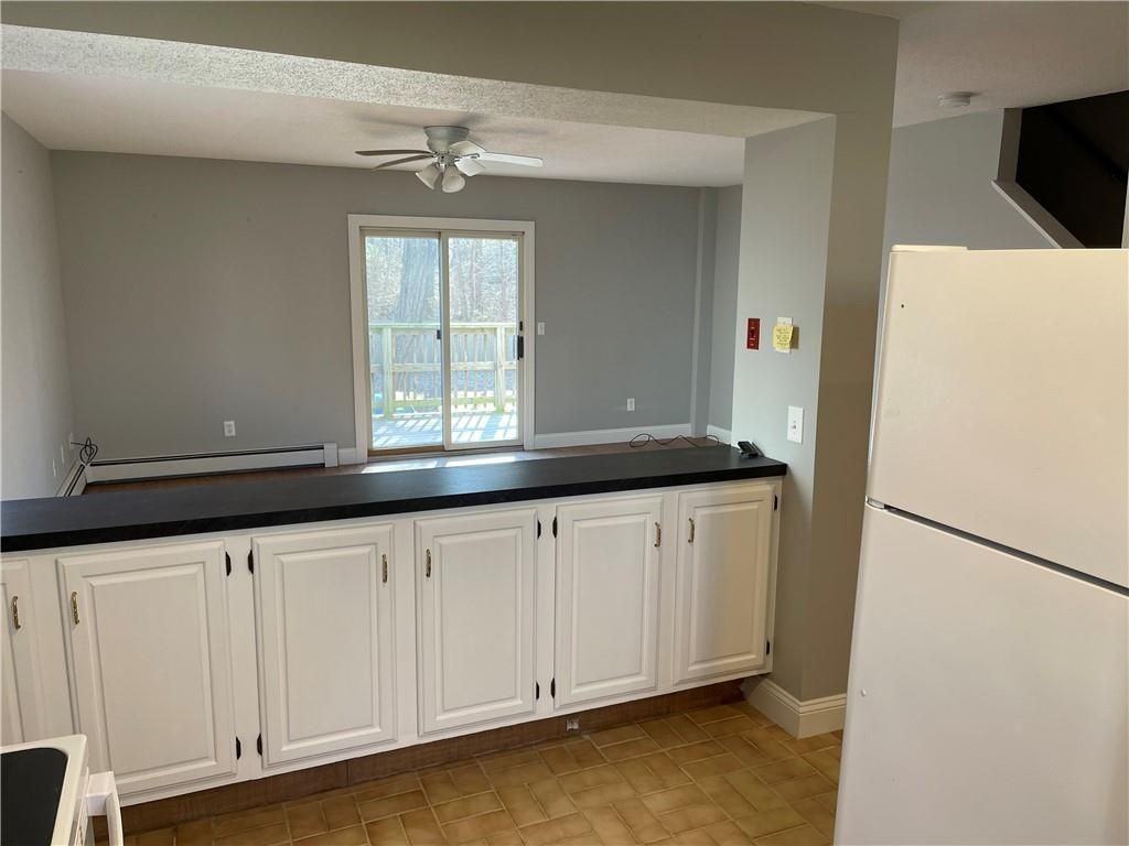 12 Beacon St - Photo 4 of 18