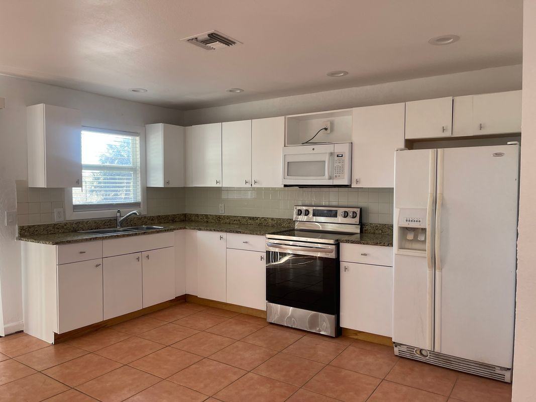 1510 Barton Rd ##A - Photo 2 of 10