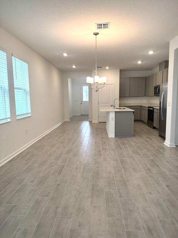 879 Shumard Way - Photo 4 of 17