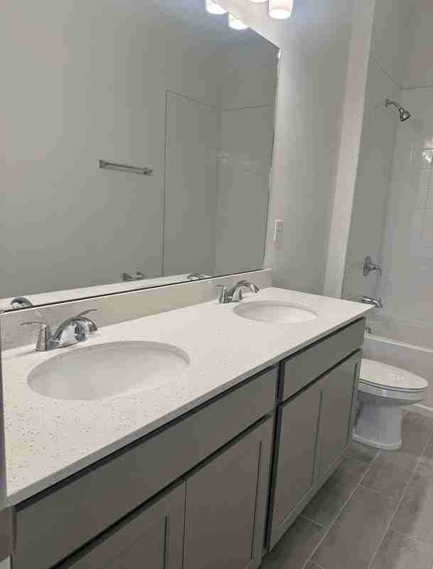 879 Shumard Way - Photo 5 of 17