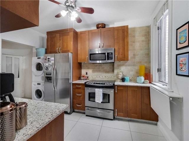 2251 Dundas St W #MAIN - Photo 5 of 15