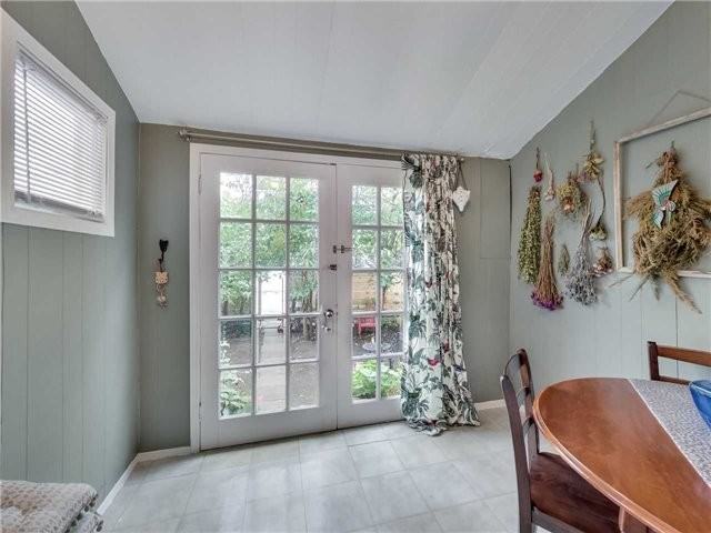 2251 Dundas St W #MAIN - Photo 6 of 15