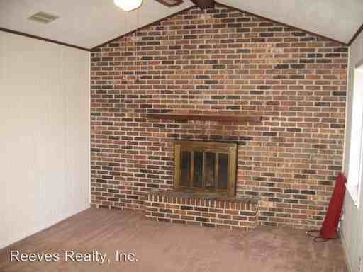 2504 W Rd - Photo 3 of 9