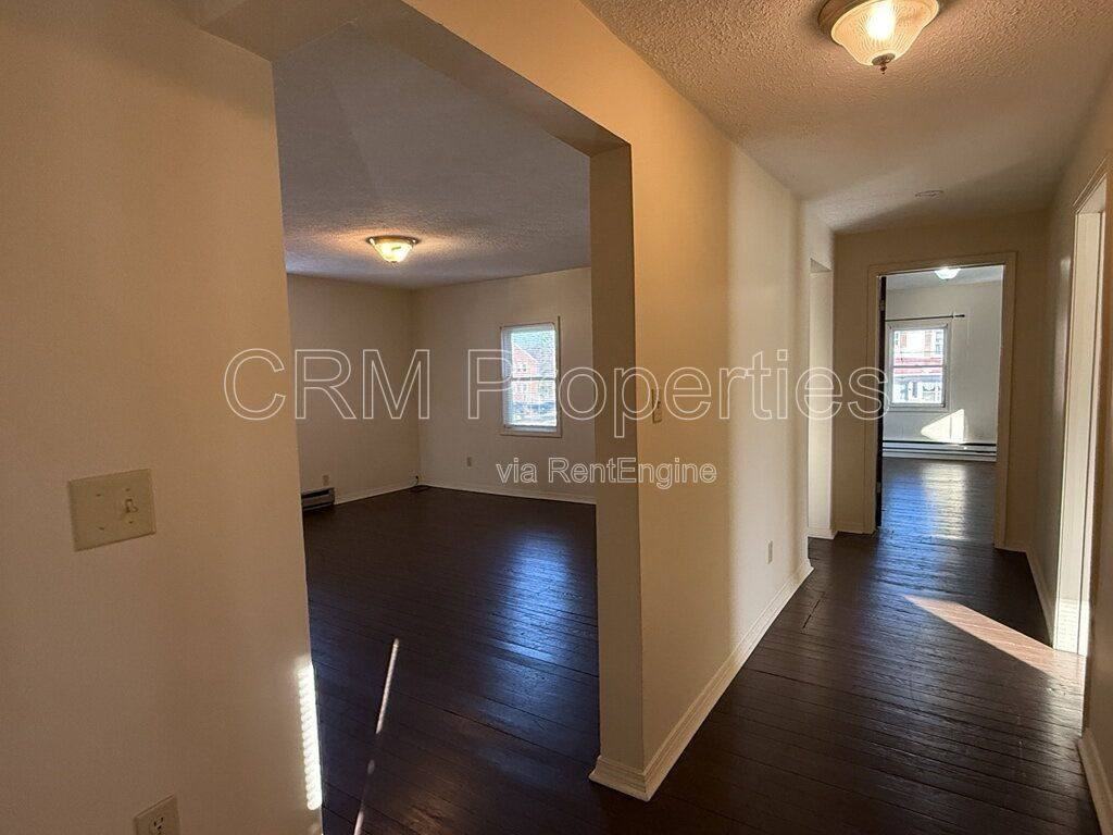 633 1 2 S Main St - Photo 6 of 10