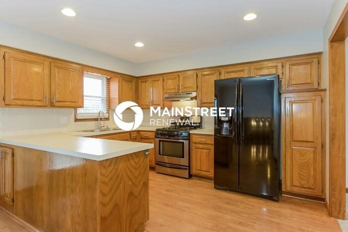 1220 N Annie St - Photo 7 of 17