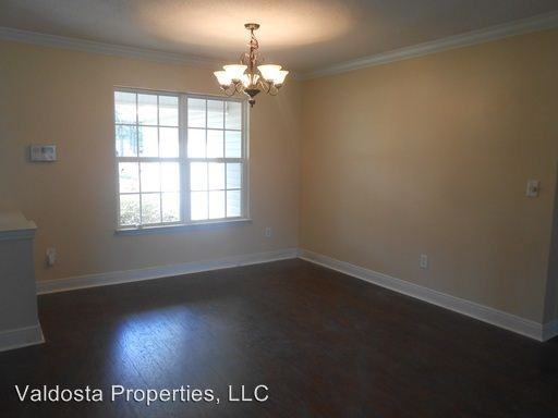 76 Brookfield Dr - Photo 2 of 15