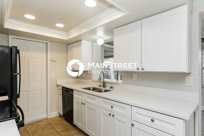 7625 Ilex Dr - Photo 6 of 16