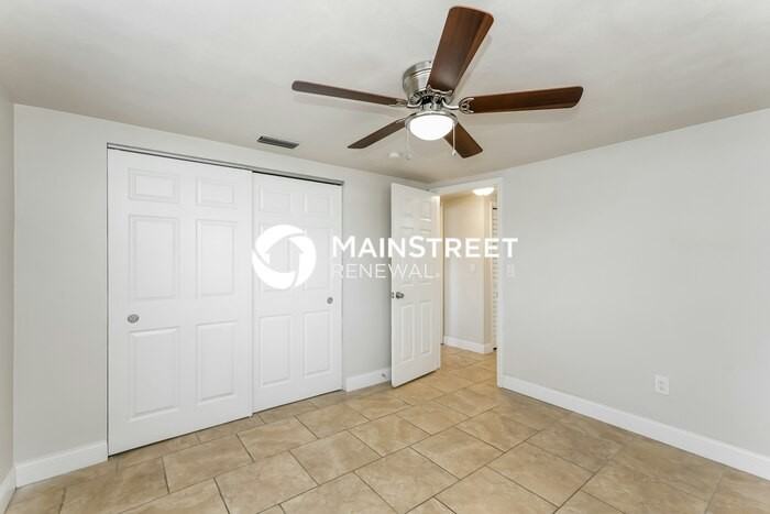 7625 Ilex Dr - Photo 7 of 16