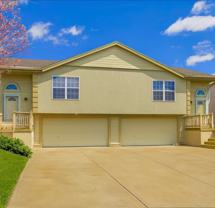 512 Andypaul Ct - Photo 1 of 1