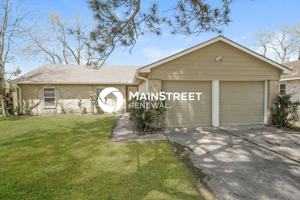 featured image of 1214 Twining Oaks Ln