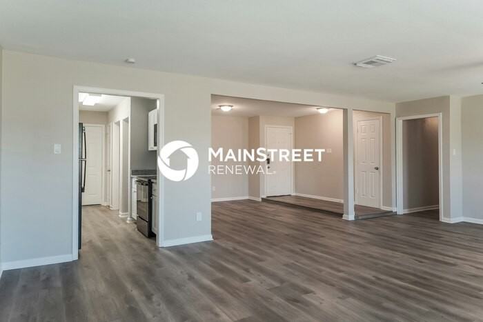 1214 Twining Oaks Ln - Photo 5 of 16