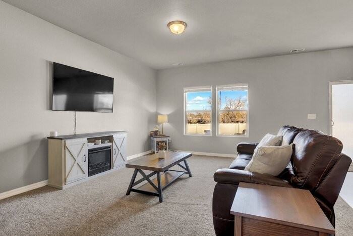 10659 Traders Pkwy - Photo 7 of 28