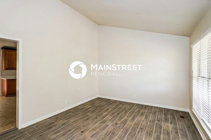 1129 Jacksons View Rd - Photo 5 of 17