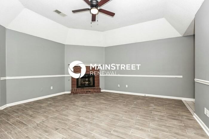 9595 Chi Chi Ln - Photo 3 of 16