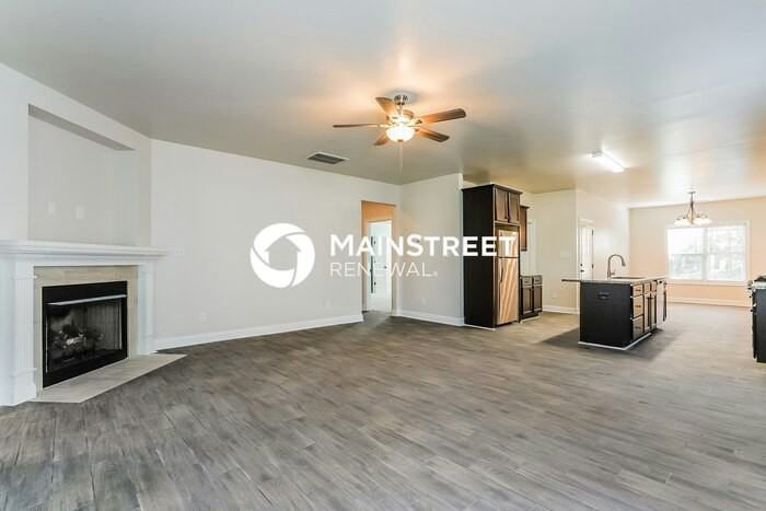 33 Awesome Rdg - Photo 5 of 17