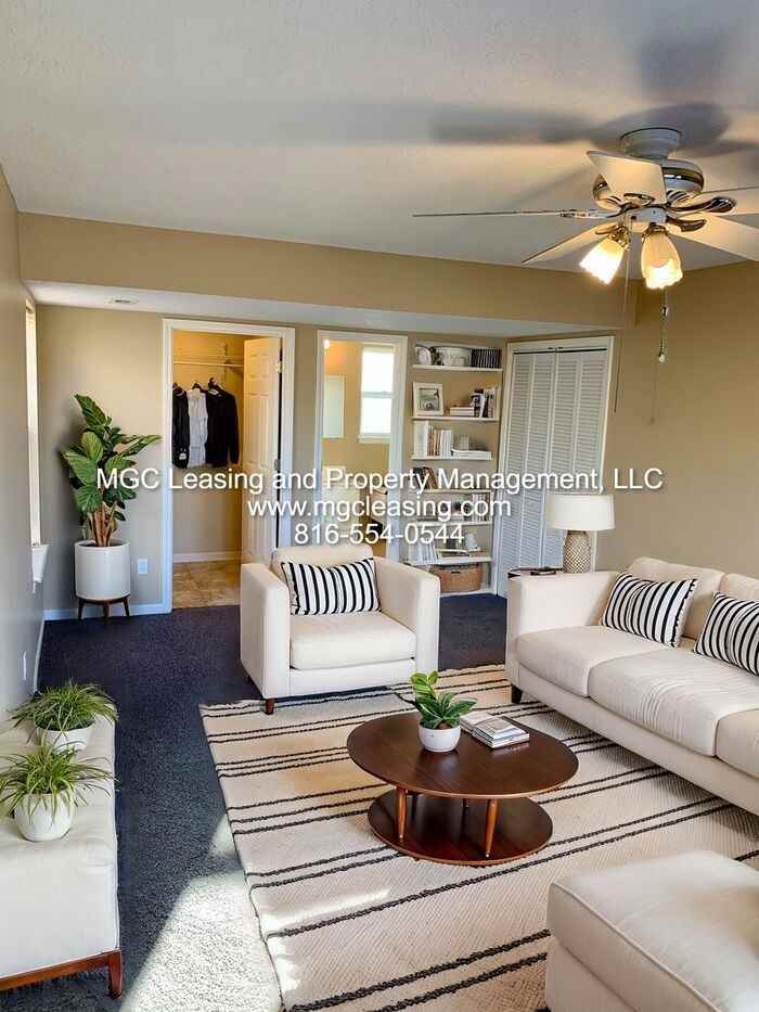 816 Ne Westwind Ln #A - Photo 2 of 25