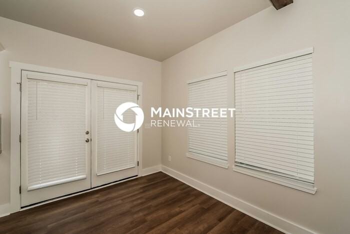 337 Grove St - Photo 7 of 16