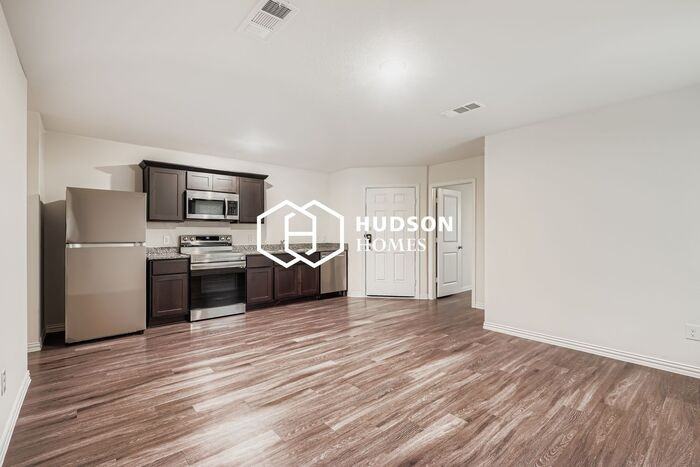 336 Connecticut St #B - Photo 5 of 13