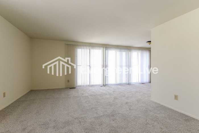 5839 Troy Villa Blvd - Photo 2 of 15