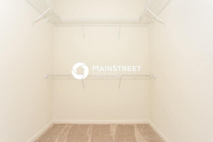 2208 Georgetown St - Photo 6 of 17