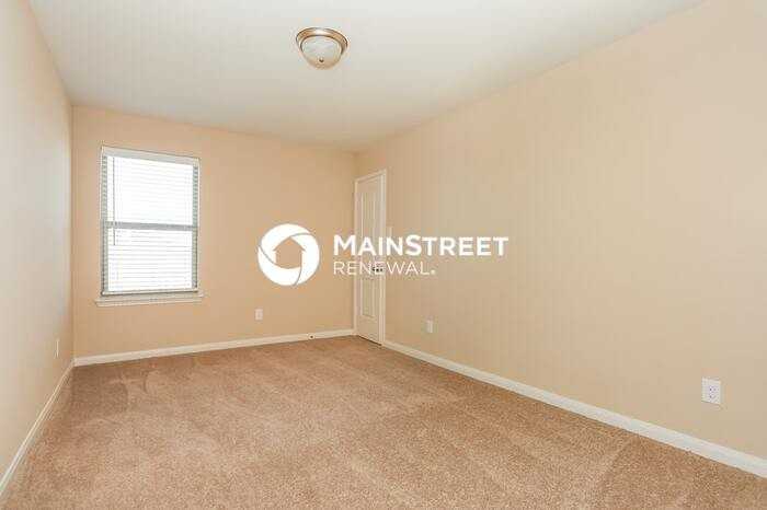 2208 Georgetown St - Photo 7 of 17