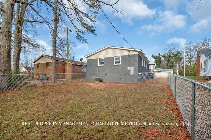 453 Bynum Ave - Photo 6 of 29