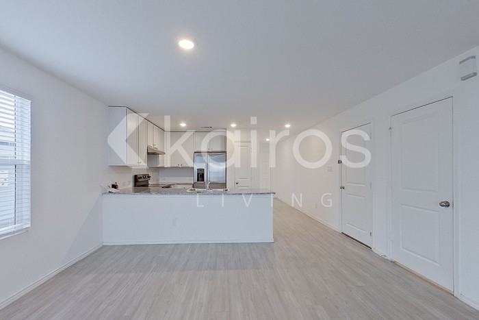 5634 Mountain Pt - Photo 6 of 27