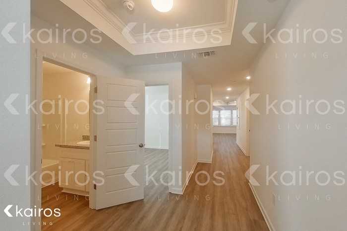 11471 Camden Court Cir - Photo 2 of 18